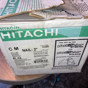 Hitachi NV50AP 2" Nägel Plasti-Tacker Caps (2) Teilboxen 12356 - Bild 1 von 8