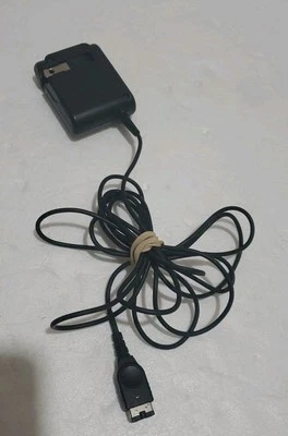 Cargador Adaptador de CA Oficial Nintendo GPA Gameboy Advance SP DS OEM AGS-002  Foto 1 de 4