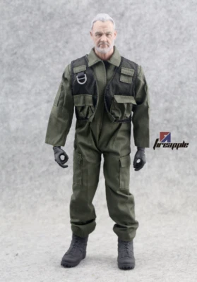 1:6 Soldier Accessories Veyron F14/f15 Pilot Uniform Dark Green Jumpsuit Model - Image 1 of 3