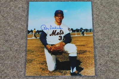 RAY SADECKI AUTOGRAPHED METS 8X10 PHOTO - Image 1 of 2