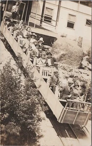 Colorado Springs, CO: RPPC Mt. Manitou Scenic Incline Trip, Echtfoto Postkarte - Bild 1 von 2
