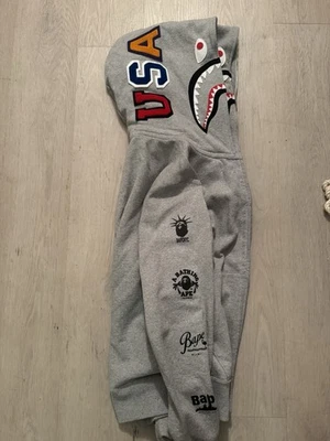 BAPE US DOUBLE SHARK FULL ZIP HOODIE MENS NEW YORK EXCLUSIVE Size LARGE - Image 1 of 4