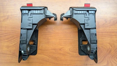 OEM Volvo V60, V70, XC60, XC70 Rear Folding Seat Black Latch Left Right w/Covers - Image 1 of 4