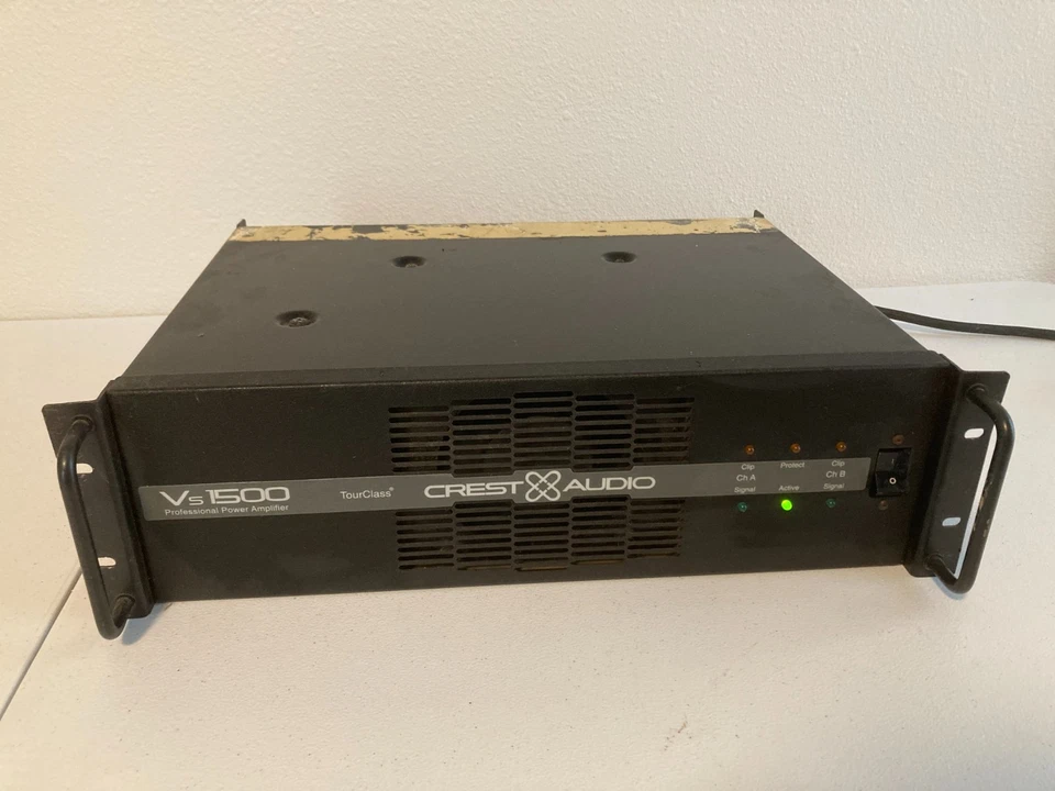 Crest Audio VS1500 Wired Portable 120Volt 60Hz Professional Power Amplifier - Image 1 of 4