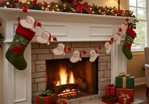 ​69" Retro Wood Santa Head Felt Ball Garland Red Gold Christmas Banner  - Picture 1 of 6