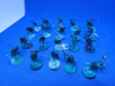 Warhammer Age of Sigmar Nighthaunt Chainrasps x20 - Image 1 of 4