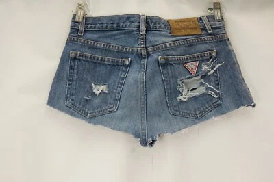 Pantalones cortos de mezclilla vintage Guess para mujer talla 28 tiro bajo cintura cortada W 30 Foto 1 de 4