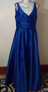 David's Bridal Peacock Blue Floor Length Gown Size 14 Bridesmaid Prom Dress