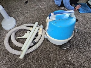 Vtg Hitachi Hoover C-V80 Japanese Blue Canister Vacuum - WORKS! - Picture 1 of 10