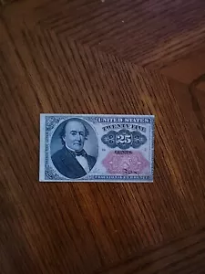 1874 25 cent fractional currency. Small Pin hole In Upper Right Corner. - Picture 1 of 3