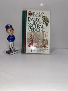 1993 - Readers Digest Family Guide to Natural Medicine Hardcover Very Good - Picture 1 of 12