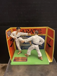 Britains Deetail Karate Kung-Fu Figures Set 1/32 - Picture 1 of 1