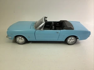 Revell 1965 Ford Mustang Convertible Die-Cast 1:18 Scale NO BOX - Picture 1 of 7