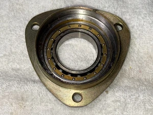 Alfa Romeo MONTREAL A/C + RACE CRANKSHAFT FRONT BEARING SUPPORT , NEW OLD STOCK - Picture 1 of 9