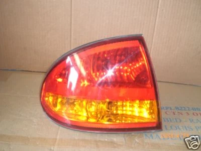 OLDSMOBILE ALERO 1999-2004 OEM LUZ TRASERA IZQUIERDA LADO CONDUCTOR GENUINA GM Foto 1 de 2