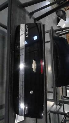 2009 Chevrolet Impala Black Deck Lid OEM 89025351 Used 175K Miles Foto 1 de 2