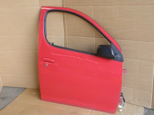 Tür vorne rechts Toyota Yaris Verso EZ.2004 Rot 3PO Komplett Beifahrertür - Bild 1 von 2