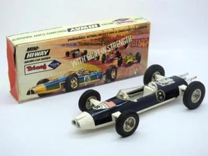 TRI-ANG MINI HI-WAY BOXED 1968 RACING CAR SERIES DAYTONA U.S.A. No.5 - Picture 1 of 8