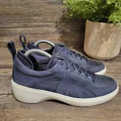 Zapatillas deportivas ECCO Soft 7 bajas para mujer de cuero azul marino con cuña de ciudad talla 8 Foto 1 de 4