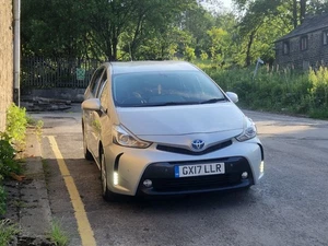 Toyota Prius Plus + 7 Seater Genuine UK model Manufacturerd In Great Britain - Picture 1 of 16