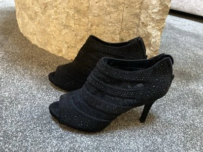 Zapatos CP Peep Toe Stiletto de tacón alto negros con tachuelas talla 8 8W para mujer” Foto 1 de 4