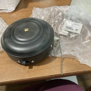 housing and wiring Hampton Bay Bayfield 52-inch indoor black ceiling fan New OB - Picture 1 of 4