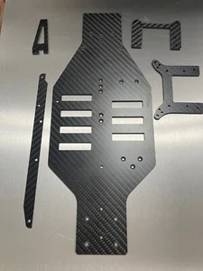 Yokomo (2023 Neuauflage) 870C YZ10 Dogfighter Carbon Chassis Set - Bild 1 von 4