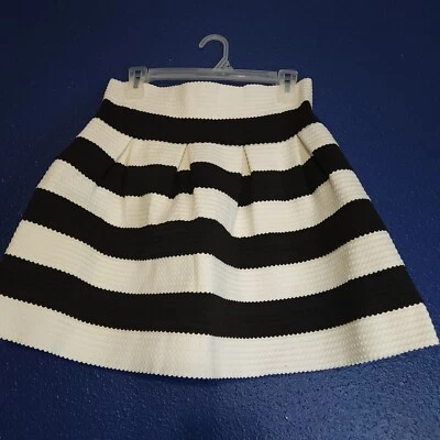 NESLAY Designer Pleated A Line Skirt L Womens Elastic Waist Striped Navy White - Image 1 of 4