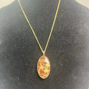 Vtg Amber Tourmaline Gold Tone Cut out Asian Flower Butterfly Pendant Necklace - Picture 1 of 2