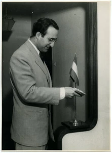 M. Behman, de la délégation d'Iran à Stockholm. Diplomatie. - Picture 1 of 2