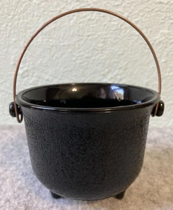 LE Smith Vtg Black Amethyst Glass Witch Witches Cauldron Candy Dish Bowl Wire - Picture 1 of 8