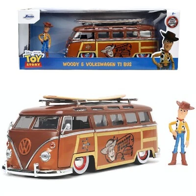 33176) JADA DISNEY PIXAR TOY STORY 1962 VOLKSWAGEN T1 BUS 1/24 with WOODY FIGURE - Image 1 of 4