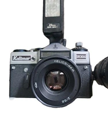 Lente y flash soviético vintage Kalimar SR-200 35 mm SLR + Helios-44 58 mm f/2 M42  Foto 1 de 4