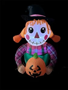 Airblown Inflatable Scarecrow Holding Pumpkin 3.5’ Light Up Halloween Fall READ - Picture 1 of 6