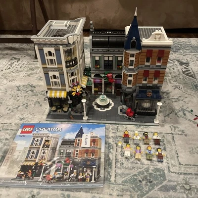 LEGO CREATOR: Cuadrado de montaje (10255) 100% con figuras e instrucciones Foto 1 de 4