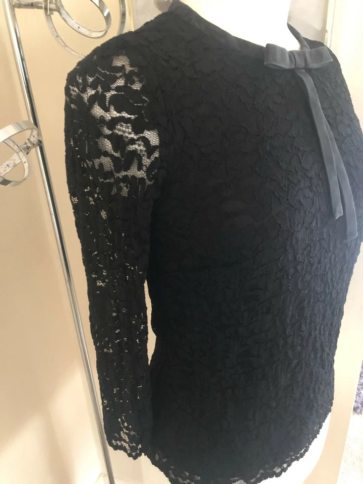 Блузка кружевная Iconic Dolce & Gabbana Staff черная размер X Small I 36 размер UK 6 ношение один раз  - Изображение 1 из 4
