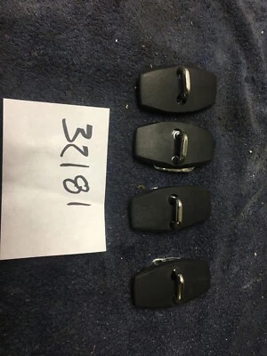 2003 2009 LAND ROVER RANGE ROVER DOOR STRIKER PLATE SET OEM+ - Image 1 of 4