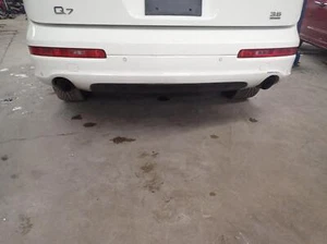 07 08 09 AUDI Q7: Rear Bumper, S Line, w/ Park Assist Option; White R6R9A - Picture 1 of 10