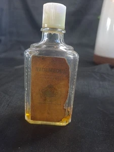 Antique Glas Embossed Mouthwash Bottle Vademecum Vintage - Picture 1 of 5