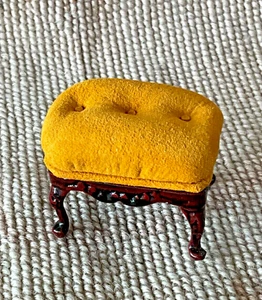 Dollhouse Miniature Upholstered Footstool Ottoman 1:12 Pat Tyler Artisan - Picture 1 of 86