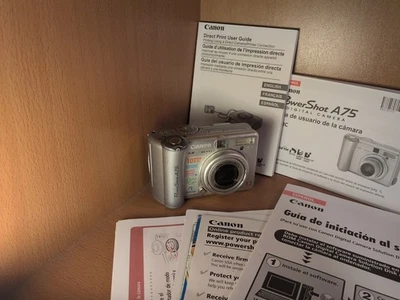 CANON PowerShot A75 PC1202 3.2mp 10x Optical Zoom Silver Digital Camera - Image 1 of 3