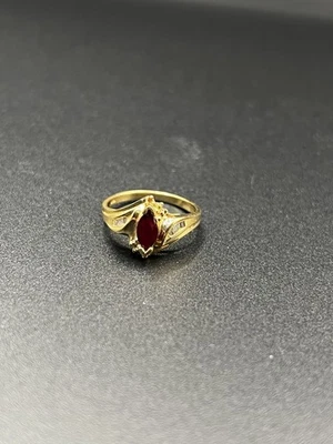 10K Yellow Gold Art Nouveau Ruby with Baguette Diamonds Ring - Image 1 of 4