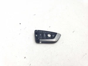 TELECOMANDO PORTACHIAVI BMW SERIE 5 G30 G31 2017 - Foto 1 di 15