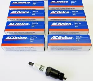DELCO SPARK PLUGS BUICK CHEVROLET GMC OLDSMOBILE PONTIAC FORD LINCOLN MERCURY - Picture 1 of 2