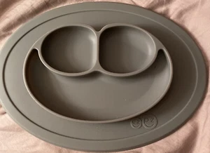 EZPZ Mat Small Plate GrayBPA PVC Lead Phthalate Free Dishwasher Microwave Safe - Picture 1 of 1