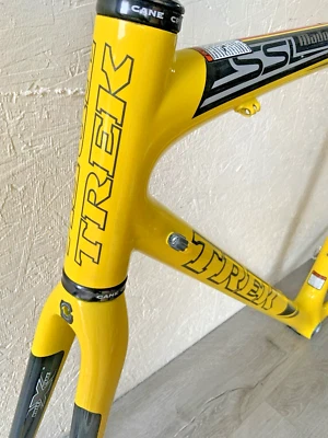 TREK MADONE SSL РАМА И ВИЛКА БОЛЬШОЙ ПОЛНЫЙ УГЛЕРОДА 1,5 КГ / 3,6 ФУНТОВ. - Изображение 1 из 4