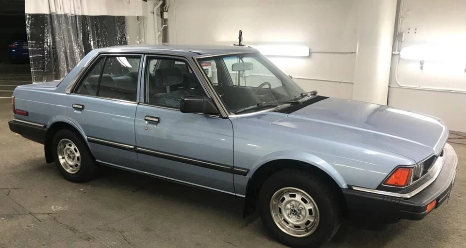 Honda Accord 1982-1985 sedán de 4 puertas puerta delantera derecha cristal FD2357GTY Foto 1 de 1