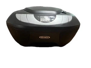 Jensen Portable AM/FM Stereo Boombox w/CD Player CD475  battery or cord. Tested - Picture 1 of 4