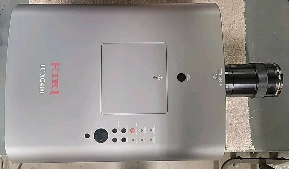 Eiki LC-XG400 3LCD Projector 5000 ANSI Large Venue HD w/Remote - Image 1 of 4