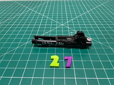 12-18 MERCEDES-BENZ W166 ML350 GLE350 AJUSTADOR DE CINTURÓN DE SEGURIDAD DELANTERO DERECHO OEM Foto 1 de 4